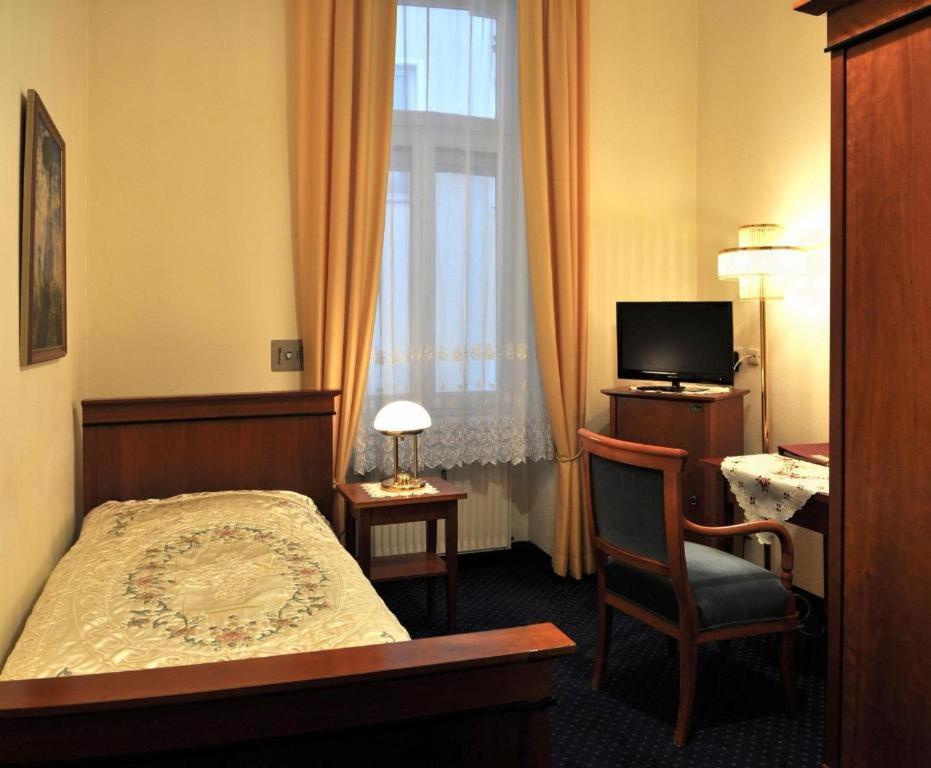 Zimmervermietung Fischer-Vroni-Am-See Gmunden Extérieur photo